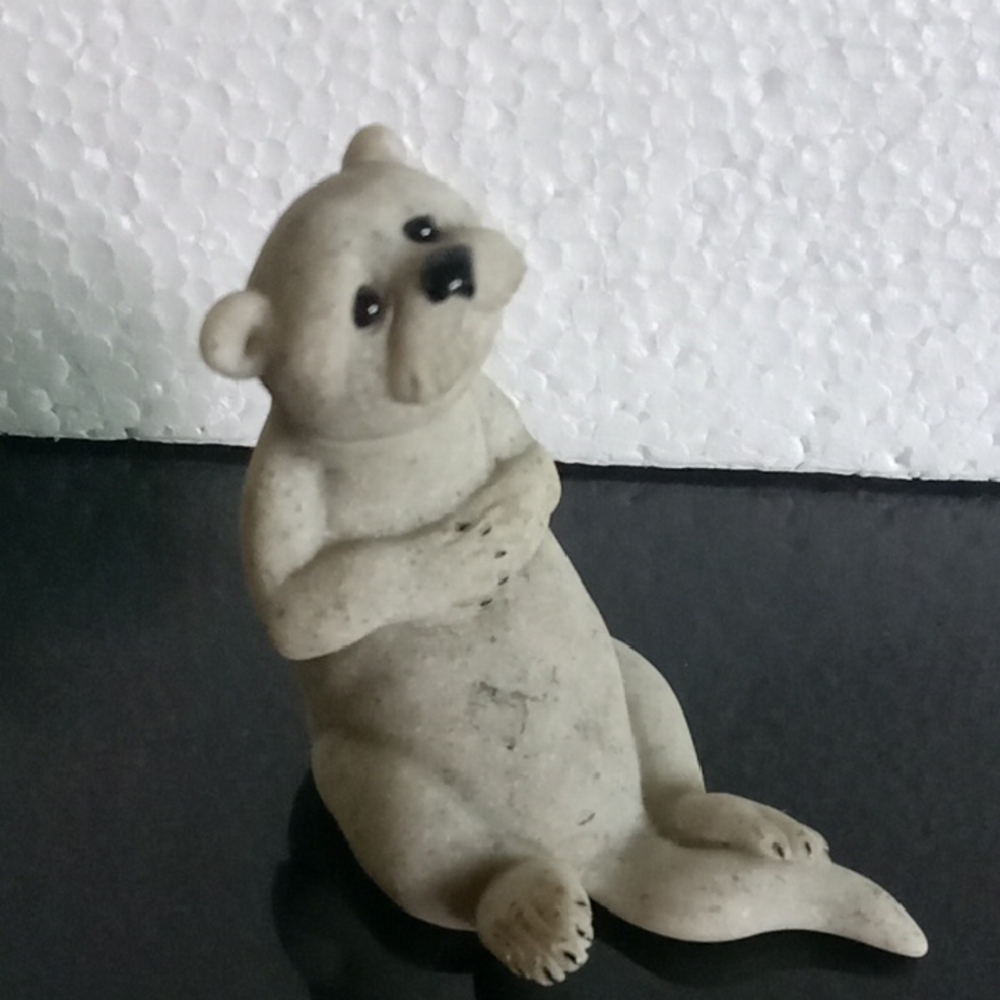 Second nature design knickknack. Oprah.